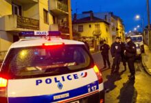 Photo of Hostages taken in restaurant in Paris suburb — TV