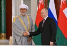 Photo of Press review: Russia, Oman discuss key issues as US may probe Ukrainian war crimes